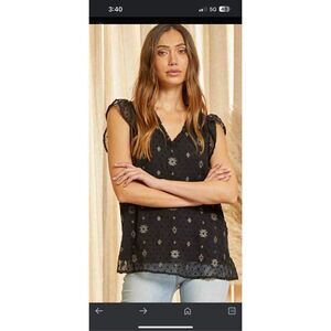 Savanna Jane large Swiss dot embroidered boho Aztec vneck flutter sleeve blouse